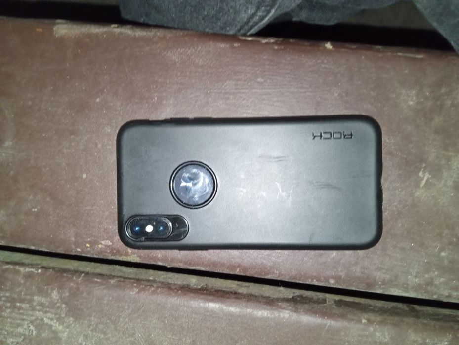 продам айфон 10.