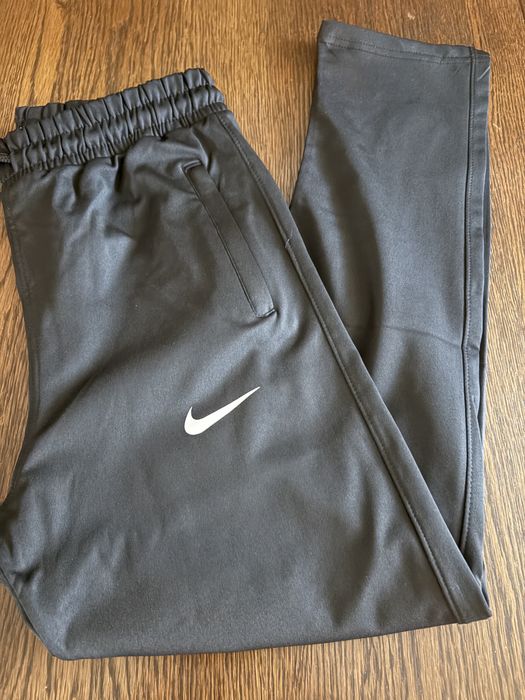 Pantaloni nike L