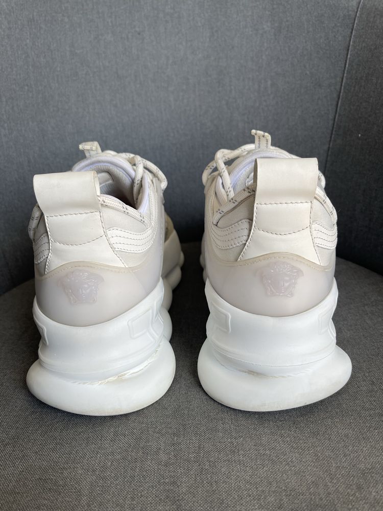 versace chain reaction