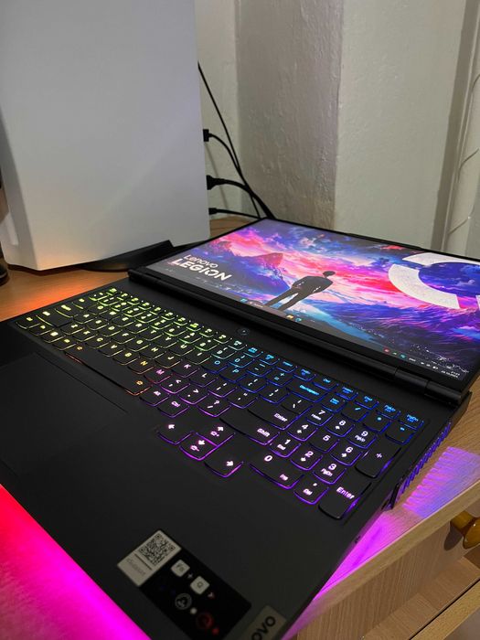 Lenovo Legion 7 16ACHg6 /Ryzen 7 5800H/RTX 3070/32GB RAM/1TB SSD