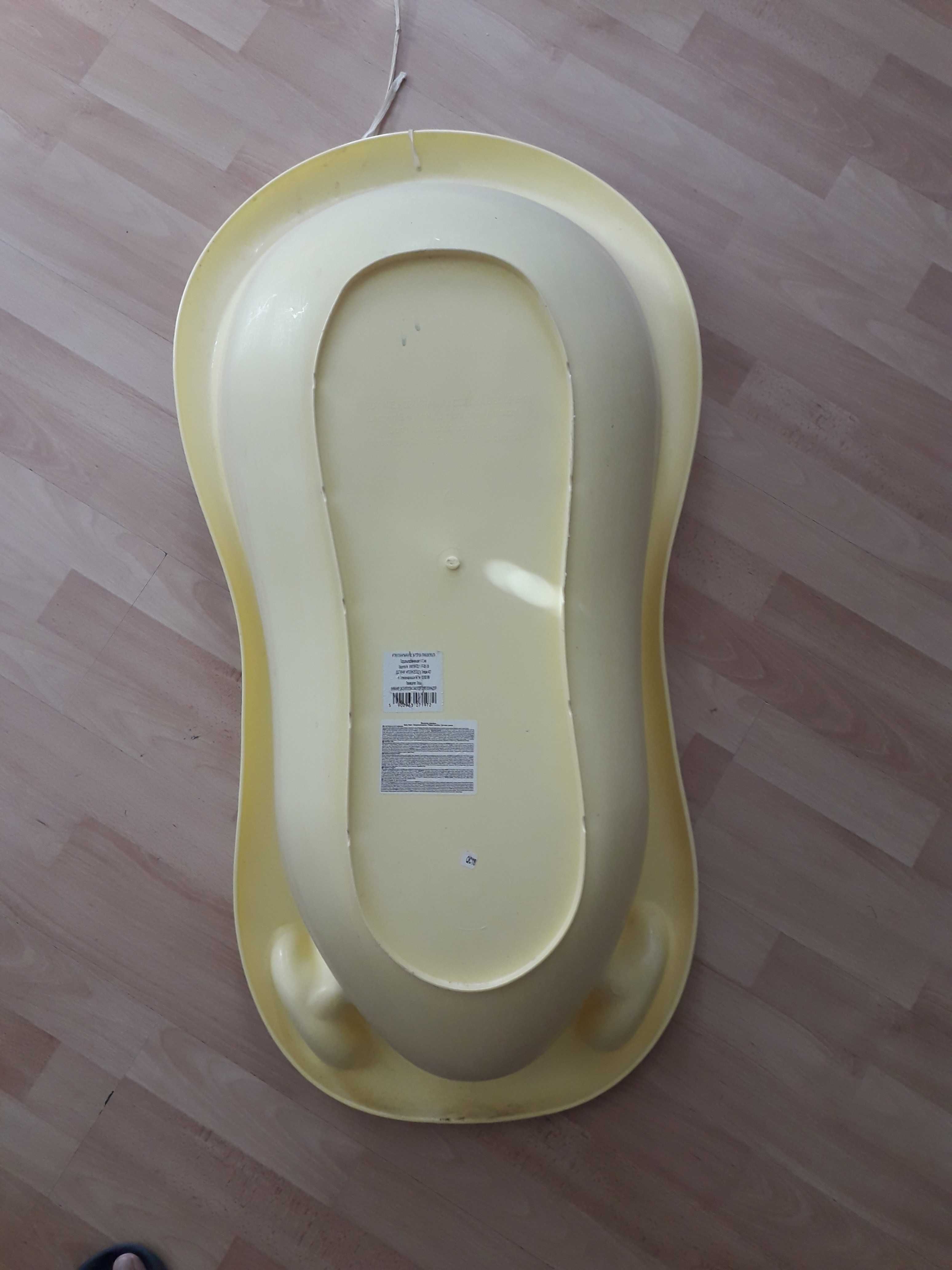 детско корито за къпане на бебе