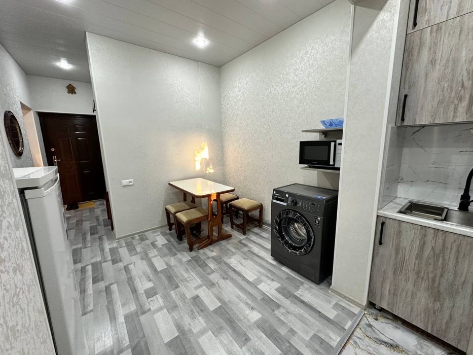 Сдаётся 1 комнатная квартира в центре города