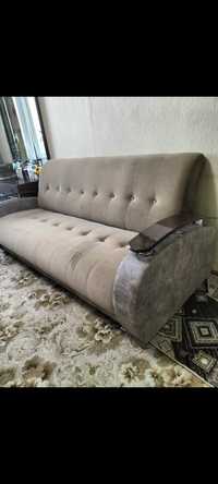 Продам новый мягкий уголок диван и 2 кресла
