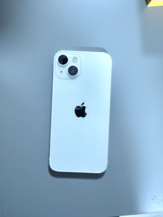 Iphone 13  se poate vedea