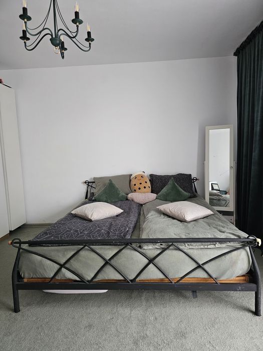 Pat metalic 180x200 Bowden (negru mat)