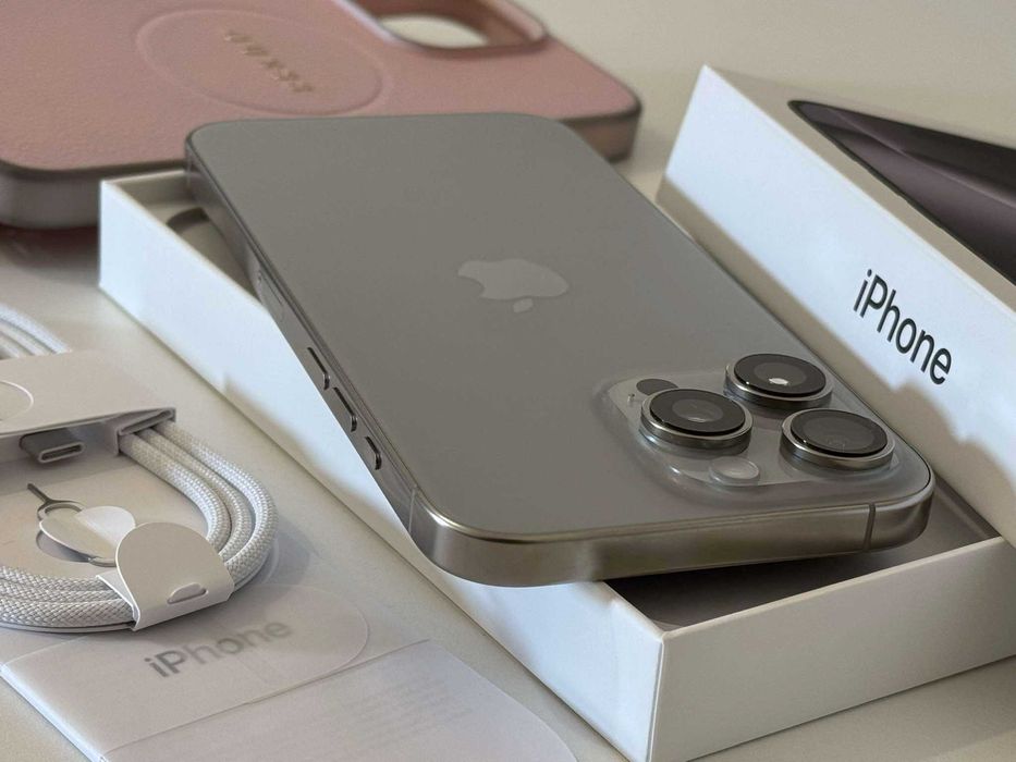 Бартер!Като НОВ! iPhone 16 Pro Max Natural Titanium