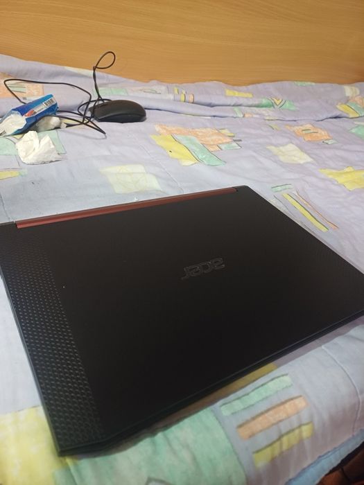 Acer Nitro 5 геймърски лаптоп