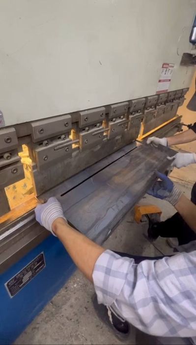 Листогиб сотилади.