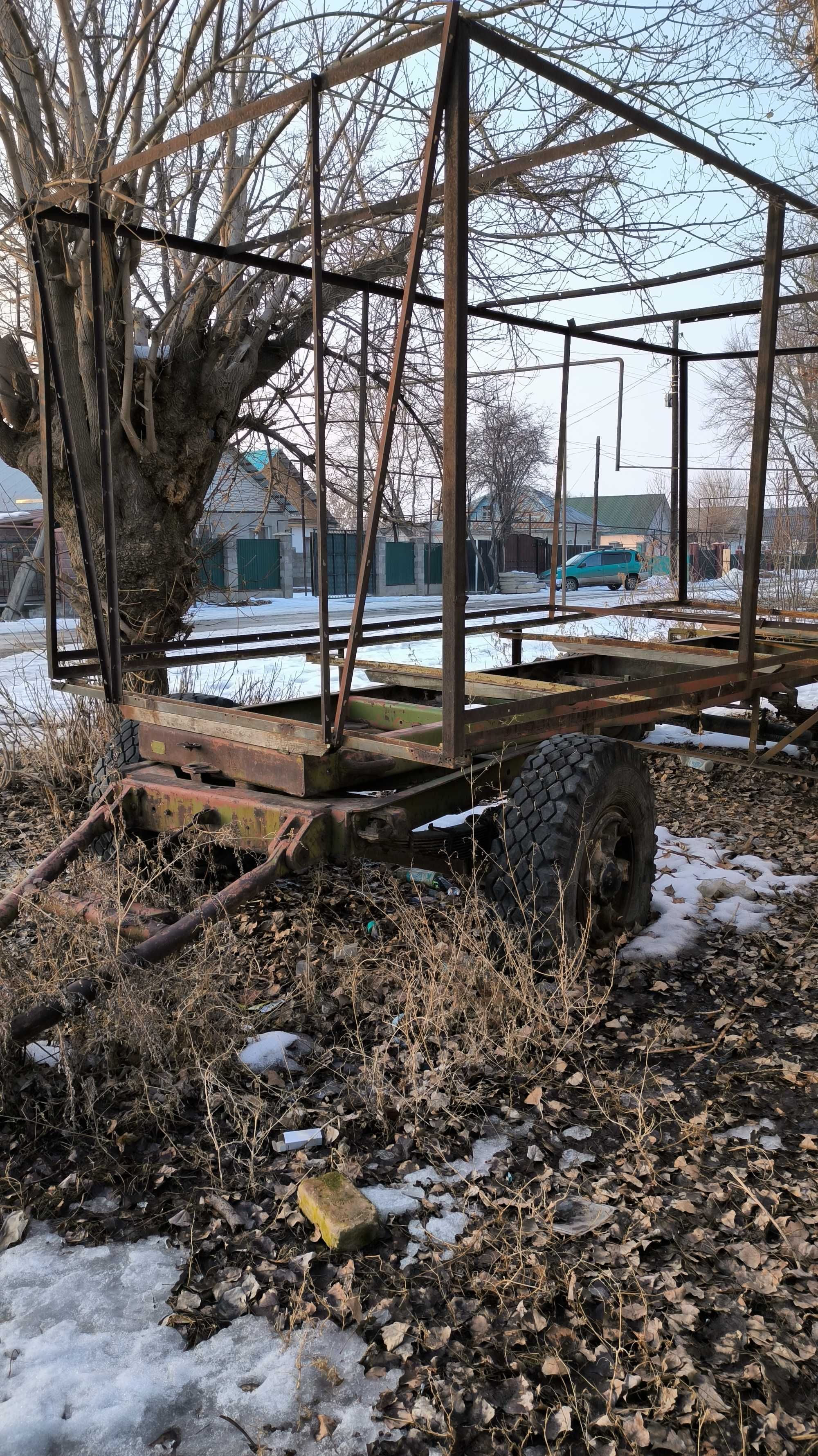 Прицеп пчеловодный