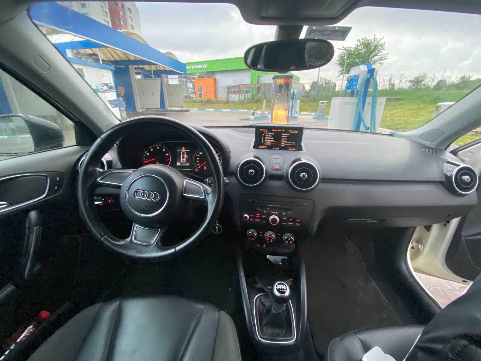 Audi A1 1.4 TFSI S- line 122HP