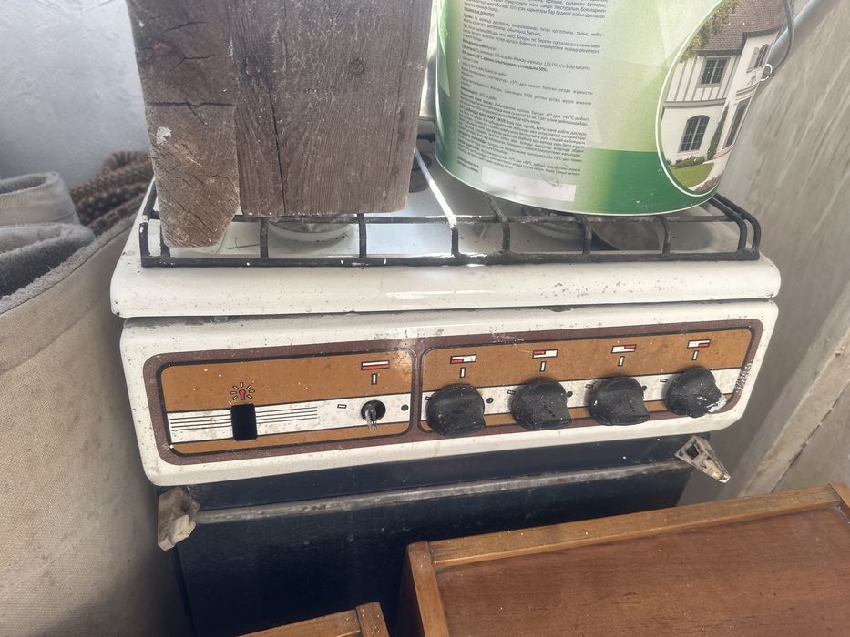 Отдам даром плиту