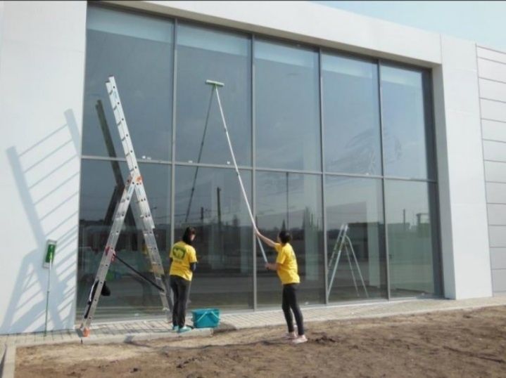 Мытьё окон стандартных и витражных