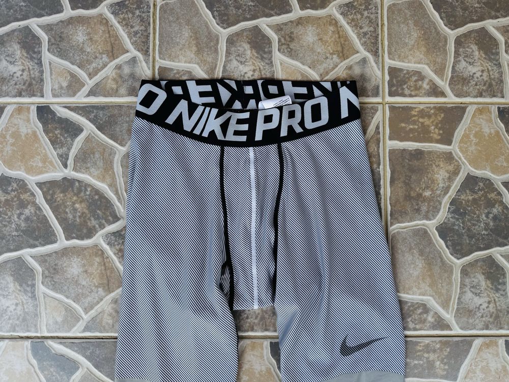 Мъжки клин Nike Pro
