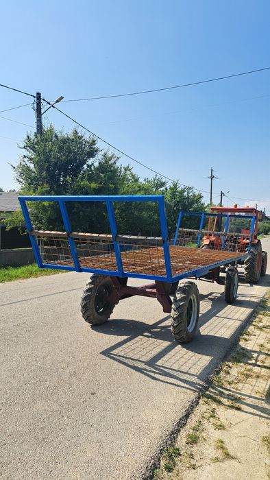 Platforma baloți