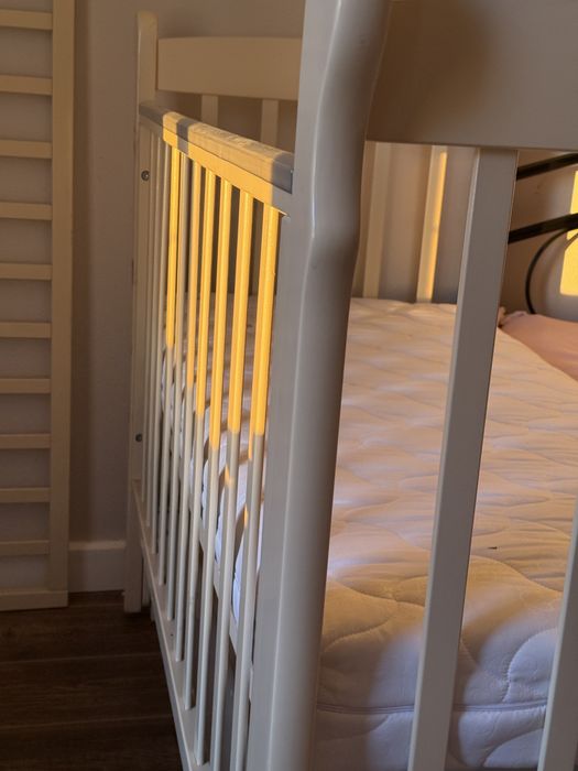 Детская кровать от рождения до 2х лет