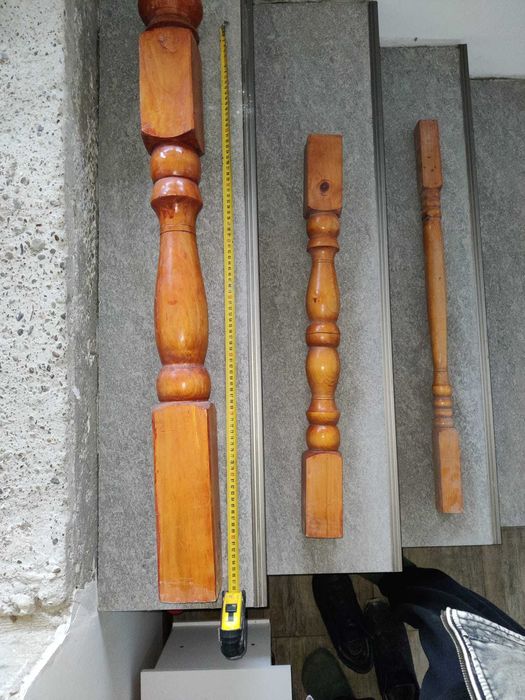 Vand 14m balustrada din lemn de brad.1300 ron