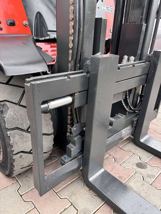 Stivuitor - Motostivuitor Linde H35T CABINĂ An fabricație 2006