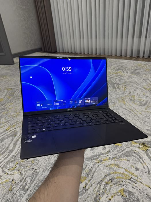 Asus Vivobook s 15 Oled 3.2K 120hz 16/512 gb