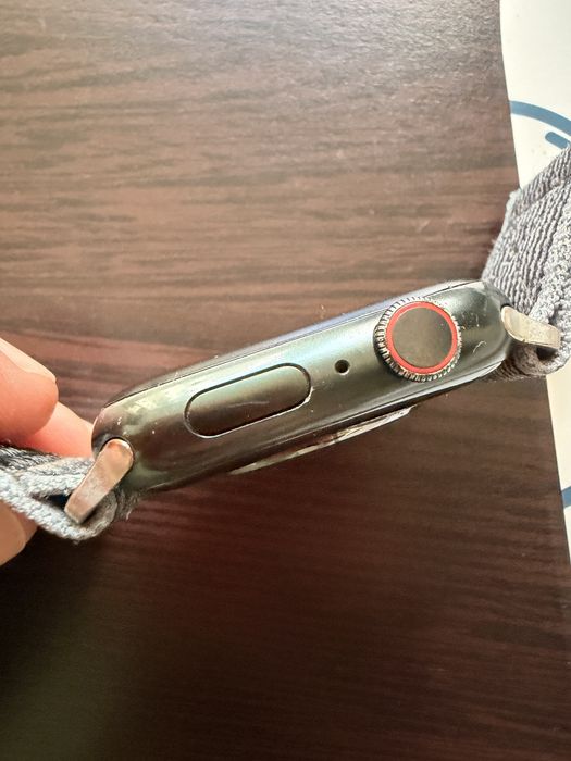 Apple Watch Series 7 GPS + Celllular