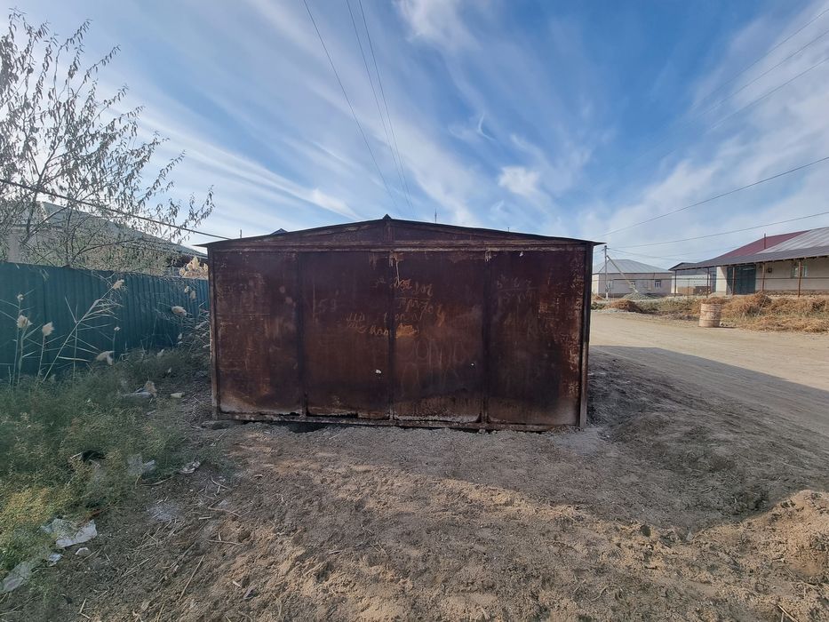 Гараж сатылады размер 6х4 метр