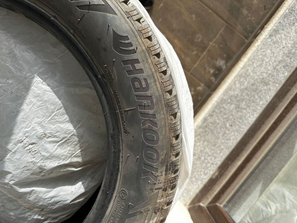 Anvelope noi de iarnă Hankook 205/55/R16