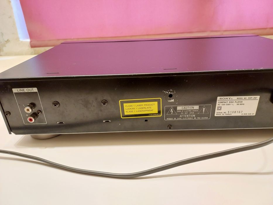 CD-Player Sony CDP-297. Made in France. Perfect funcțional.
