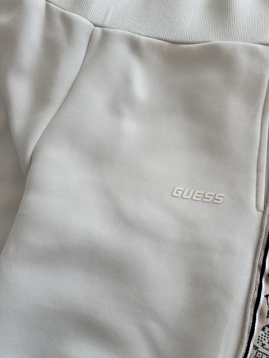 Дамски панталон GUESS