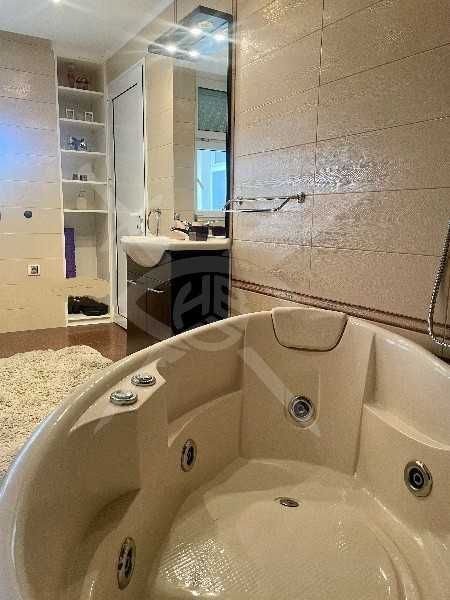 Продава се Тристаен апартамент в к.к. Слънчев бряг - 133 кв.м за 1452 €/кв.м - Снимка #10