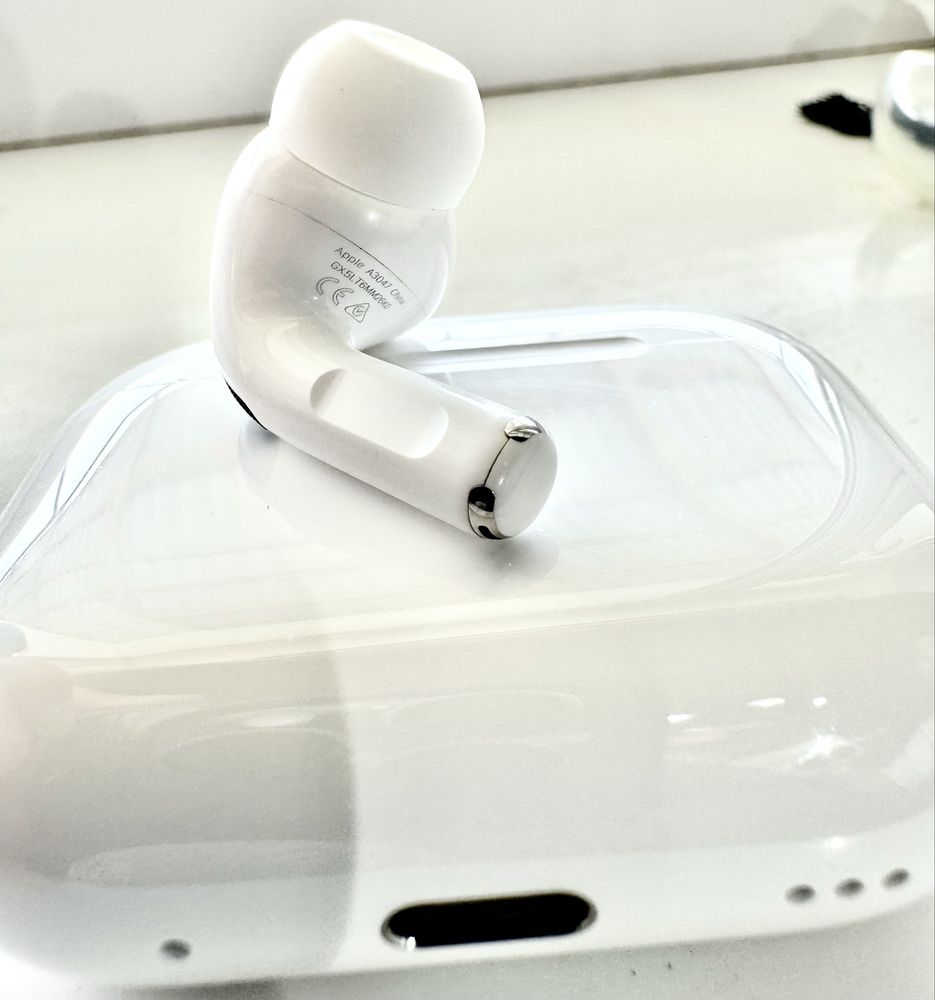 AirPods Pro (2nd generation)