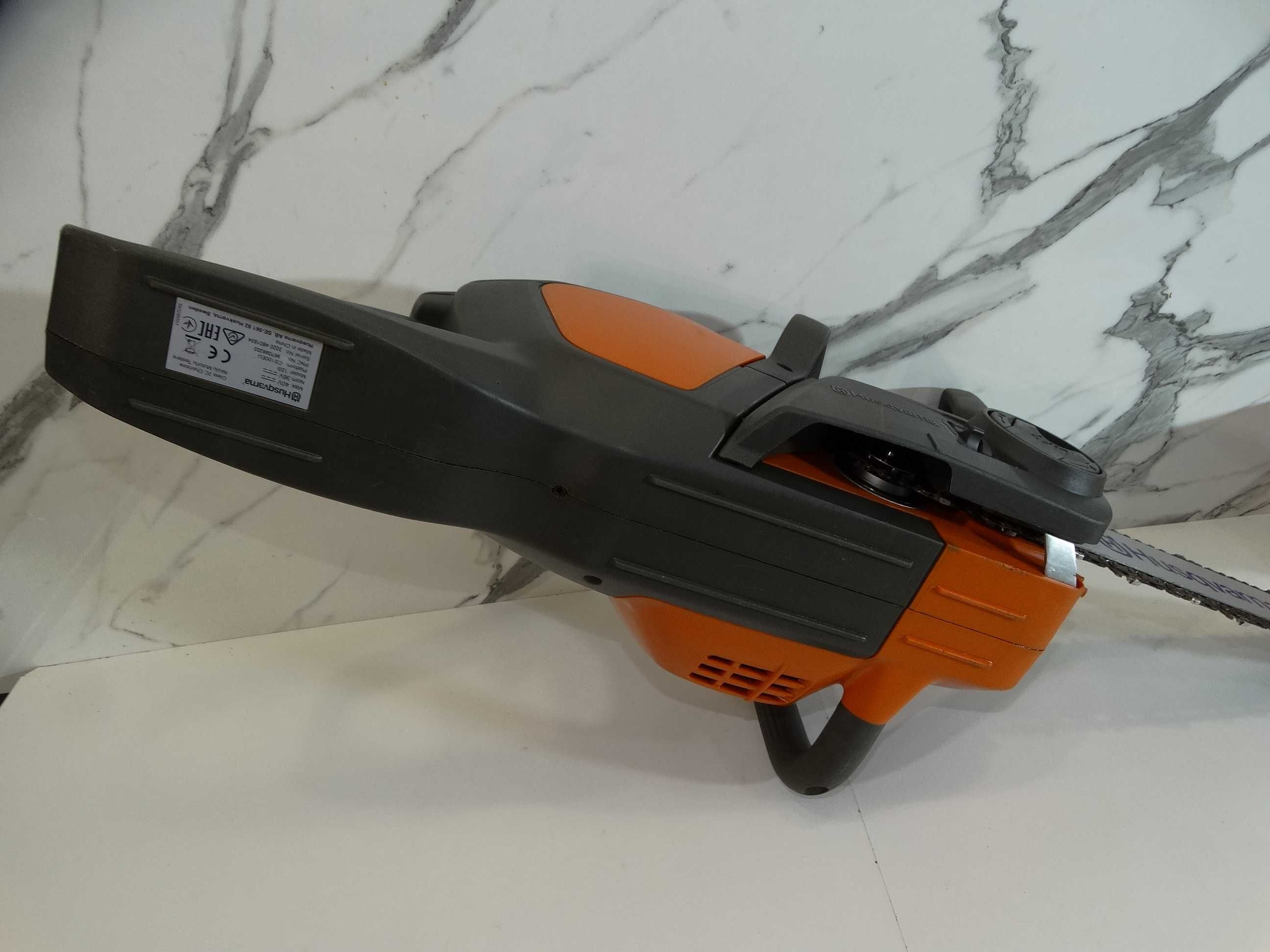 Промо - Husqvarna 120i + BLI 20 - Акумулаторен верижен трион