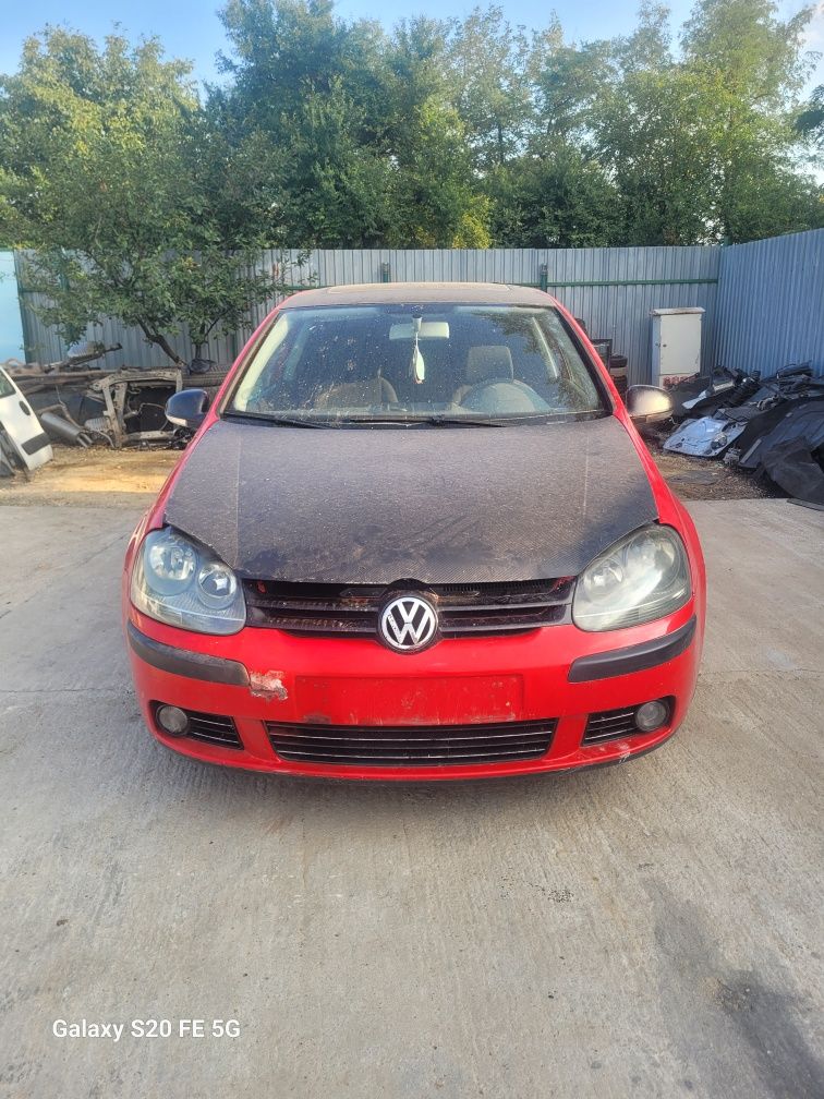 Vas lichid parbriz vw golf 5