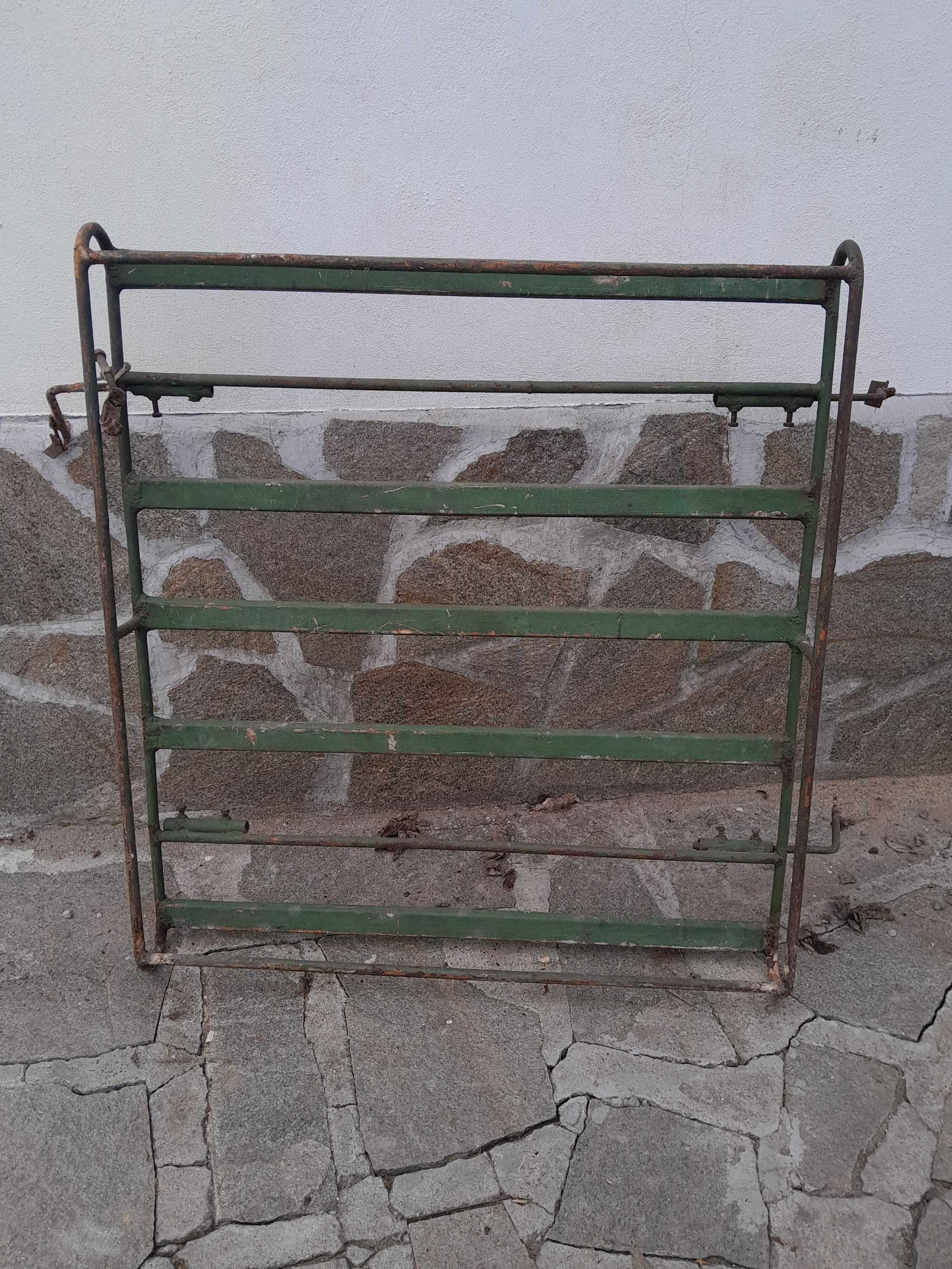 Продавам багажник за автомобил