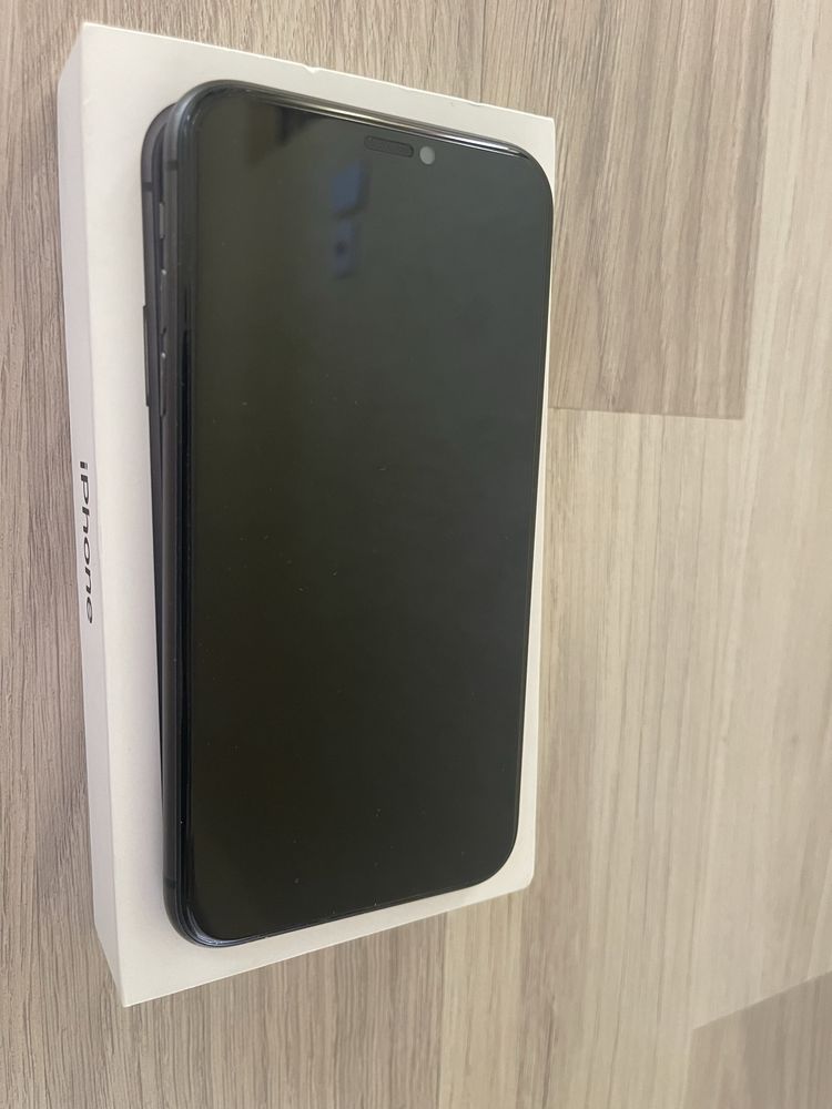Iphone 11    64gb