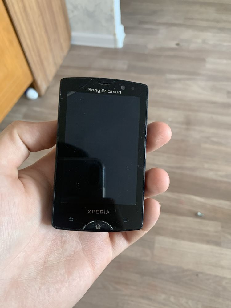 продам смартфон Sony Ericsson Xperia mini pro