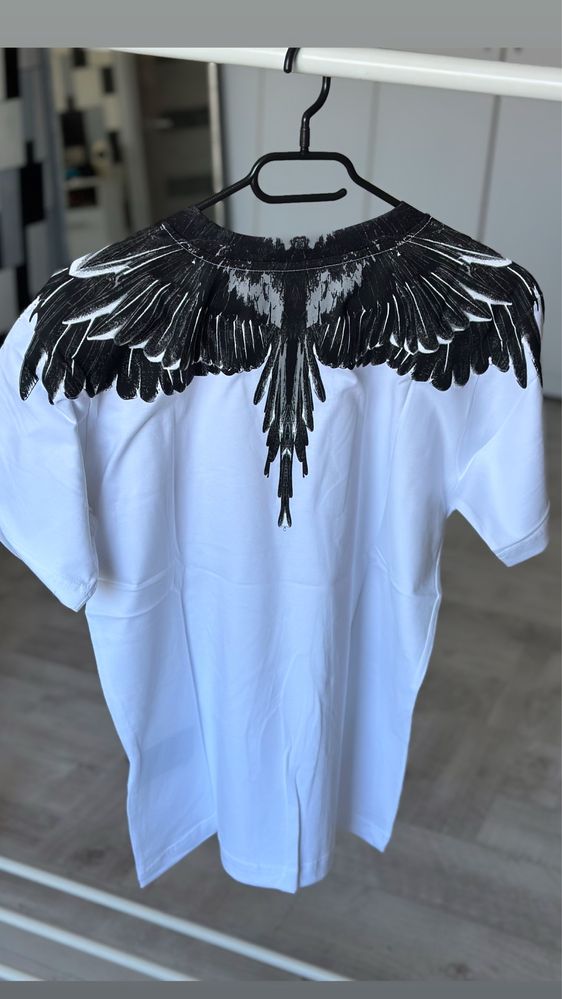 Tricou Marcelo Burlon white black