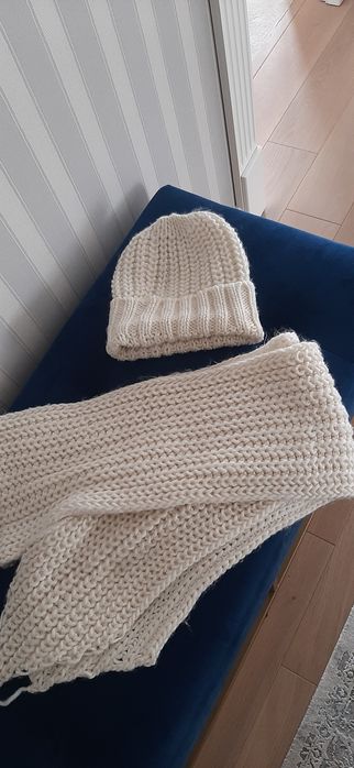 Set caciula si fular de dama