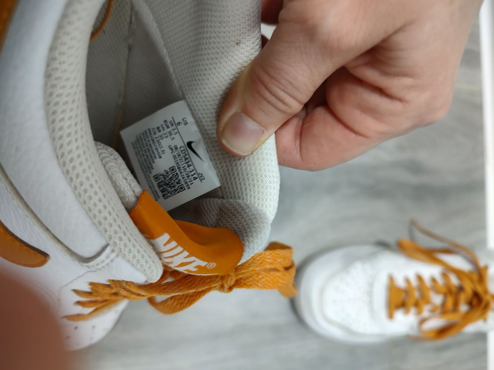 Adidasi Nike 36,5 -23 cm