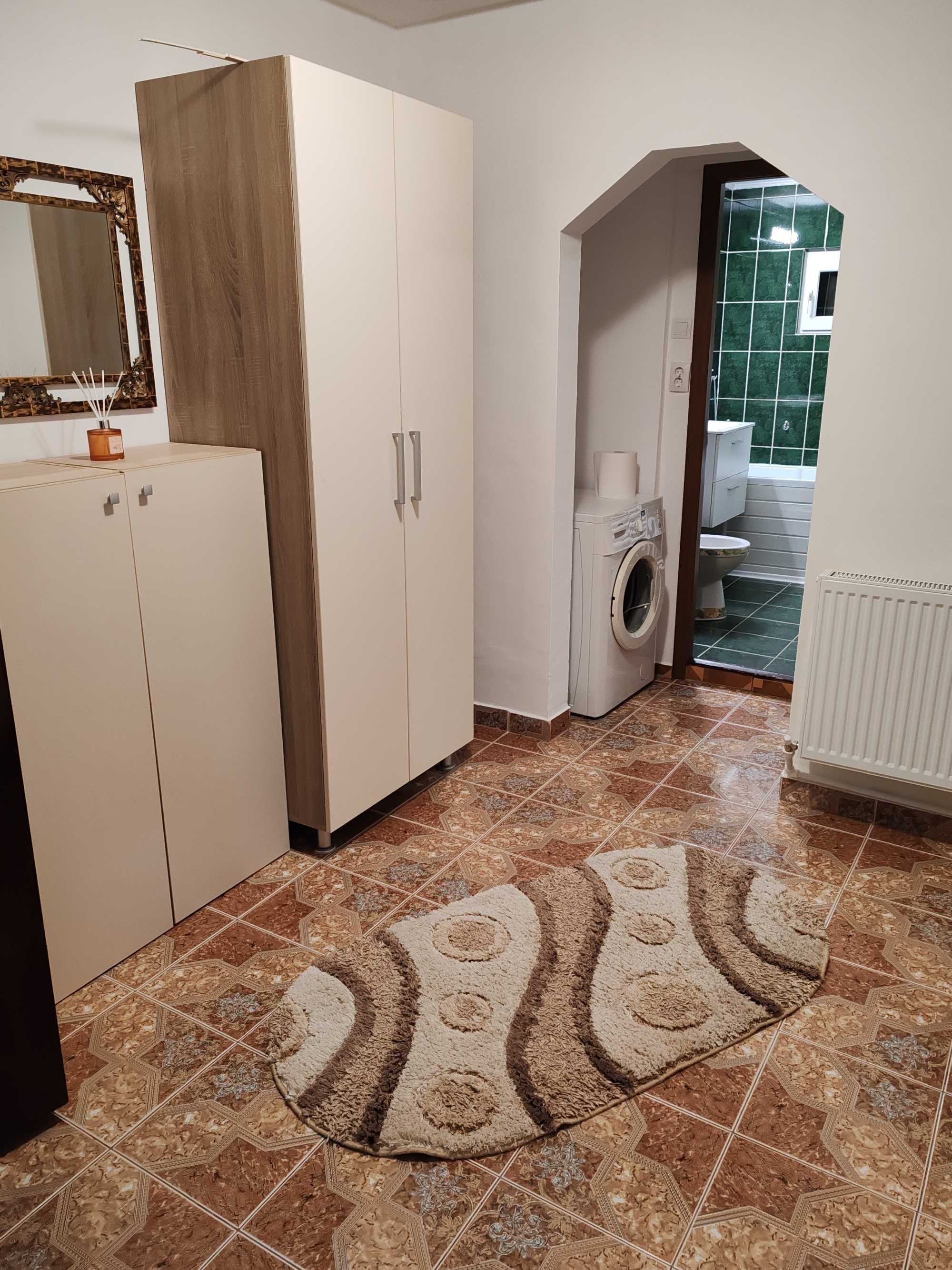 Închiriez apartament cu 2 camere Călărași 4