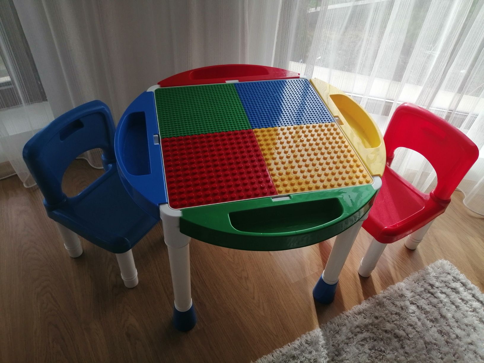 Masa tip Lego cu 2 scaune