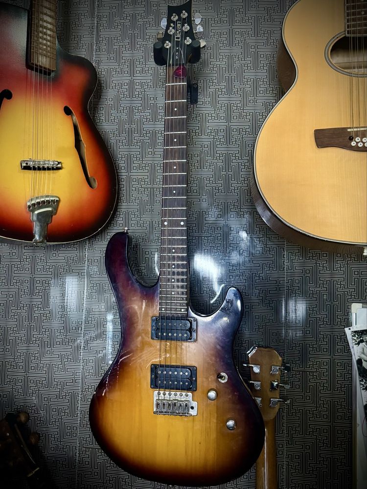 Clevan CF-10 electra gitara sotiladi. Продаю электрогитару