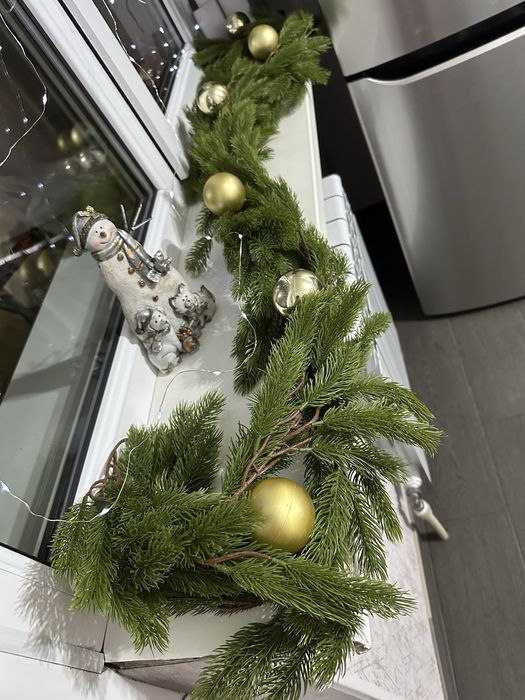 Еловая ветвь новогодняя, елка