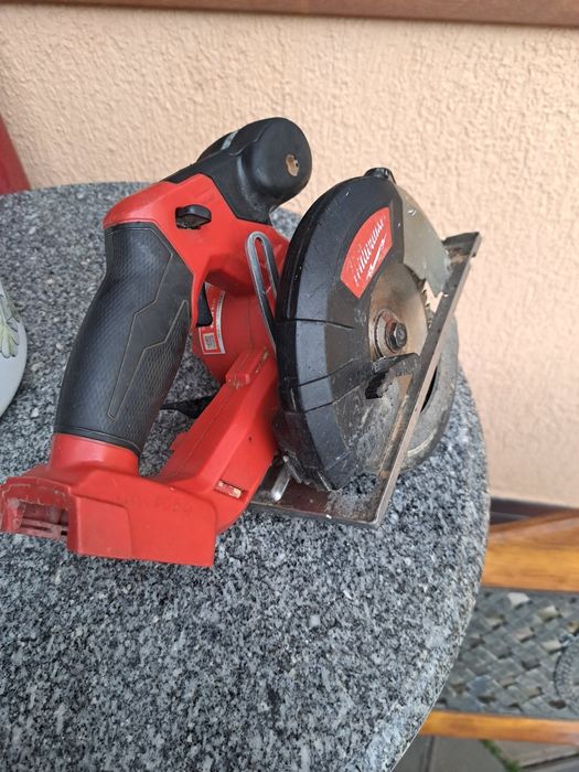Circular Milwaukee M18 FMCS