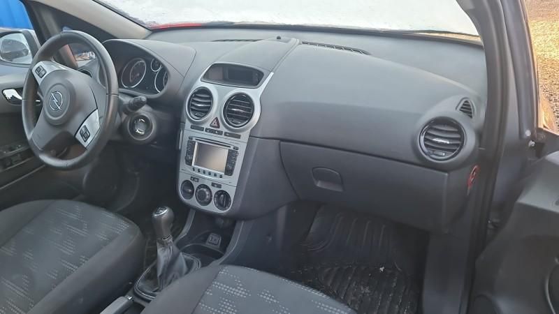 Prag metalic stanga Opel Corsa D facelift