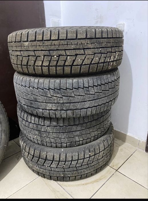 Зимняя резина 215/60/16. Летняя резина 215/55-17