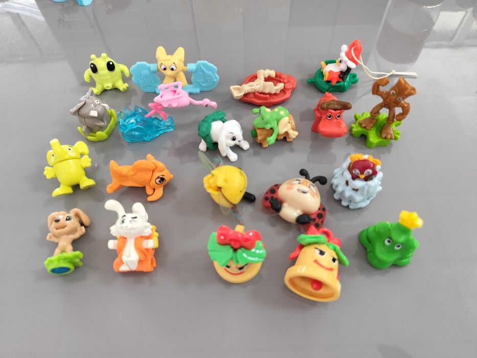 Играчки от шоколадови яйца