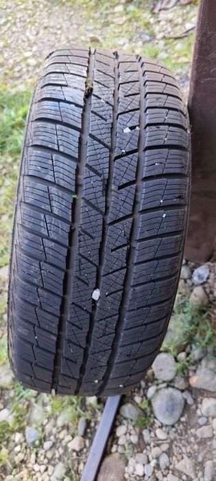 Vând cauciucuri iarna . Am 2 cote citește antunul