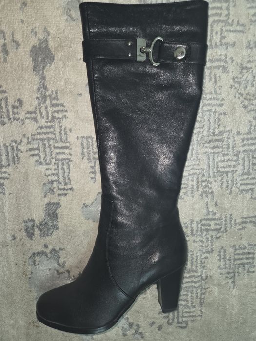 Сапоги женские,новые  кожаные