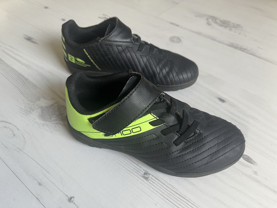 Детски ботуши 29-ти номер + подарък