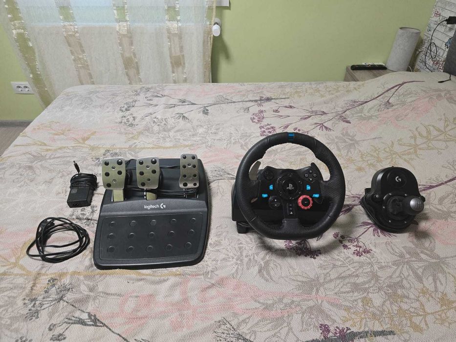 Vand Volan Logitech G29 cu Schimbator