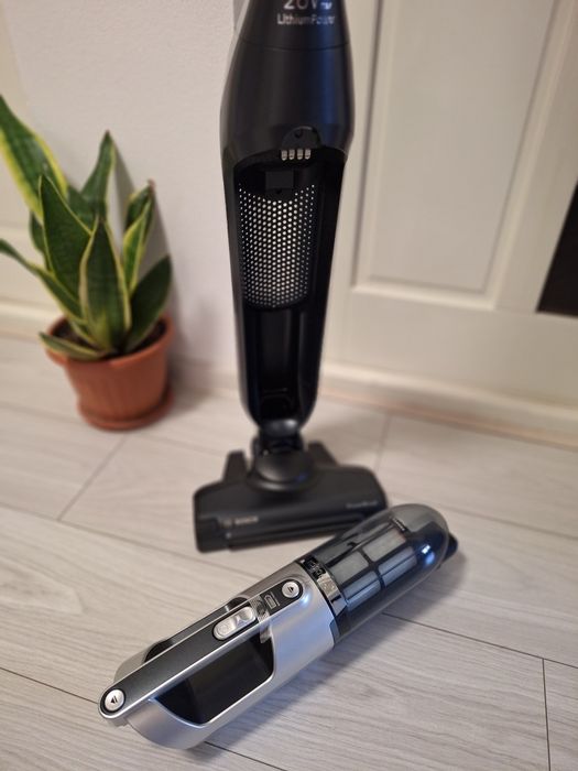 Aspirator vertical cu acumulator 2in1 Bosch